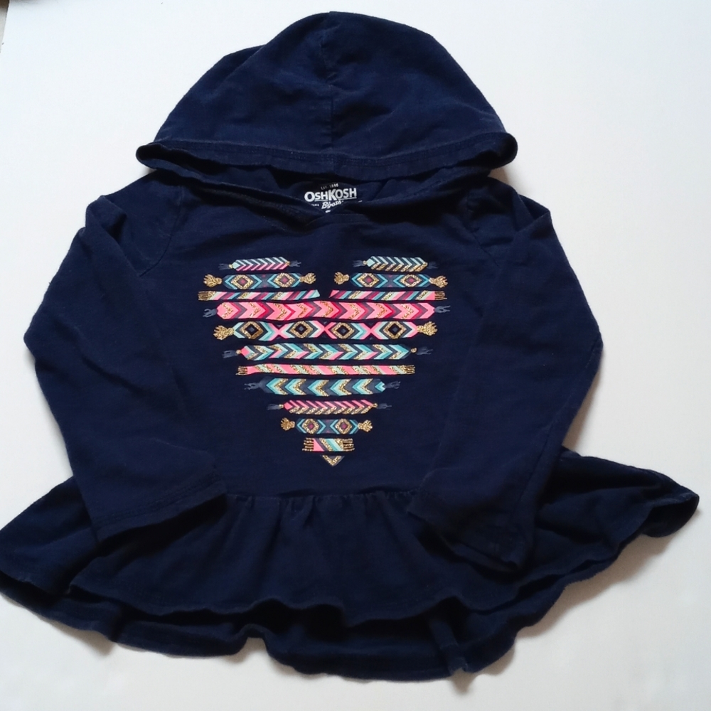 Oshkosh 2T long sleeved hooded graffic tee